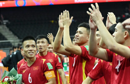 ĐT futsal Việt Nam được thưởng trước trận knock-out với Nga